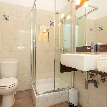 Apartamento Liberdade 53 By Rent4all *