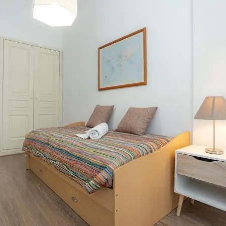 Liberdade 53 By Rent4all *