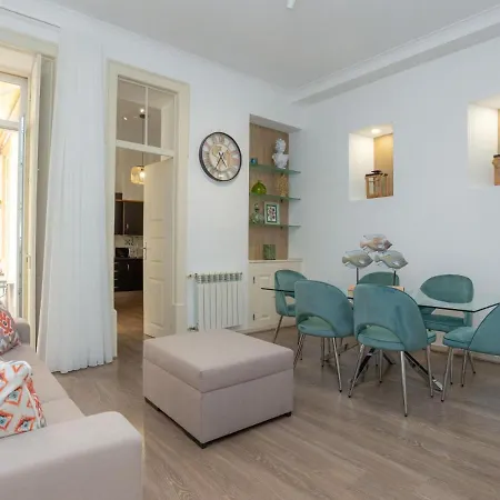 Liberdade 53 By Rent4all Apartamento